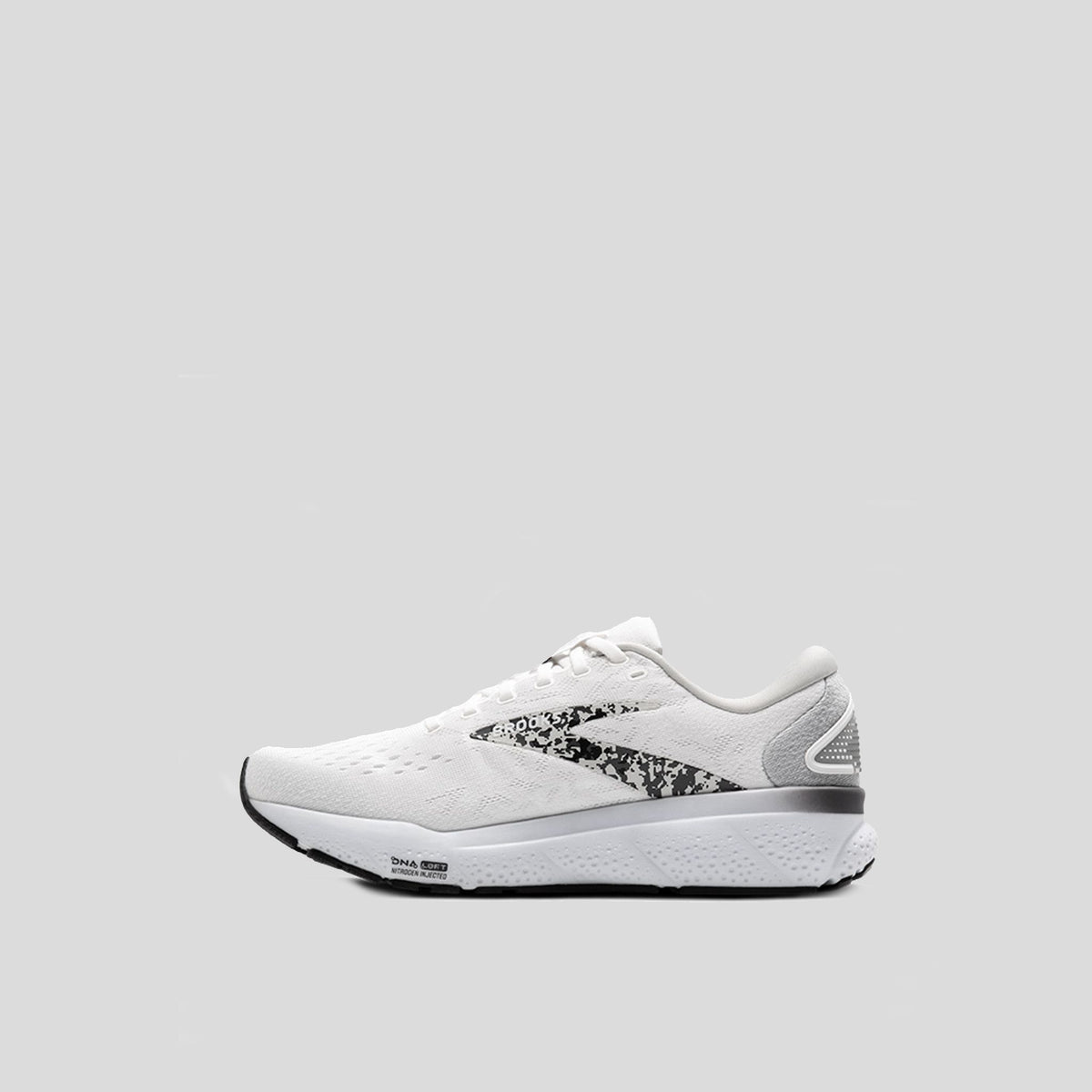 Ghost 16 | White/Oyster/Lava
