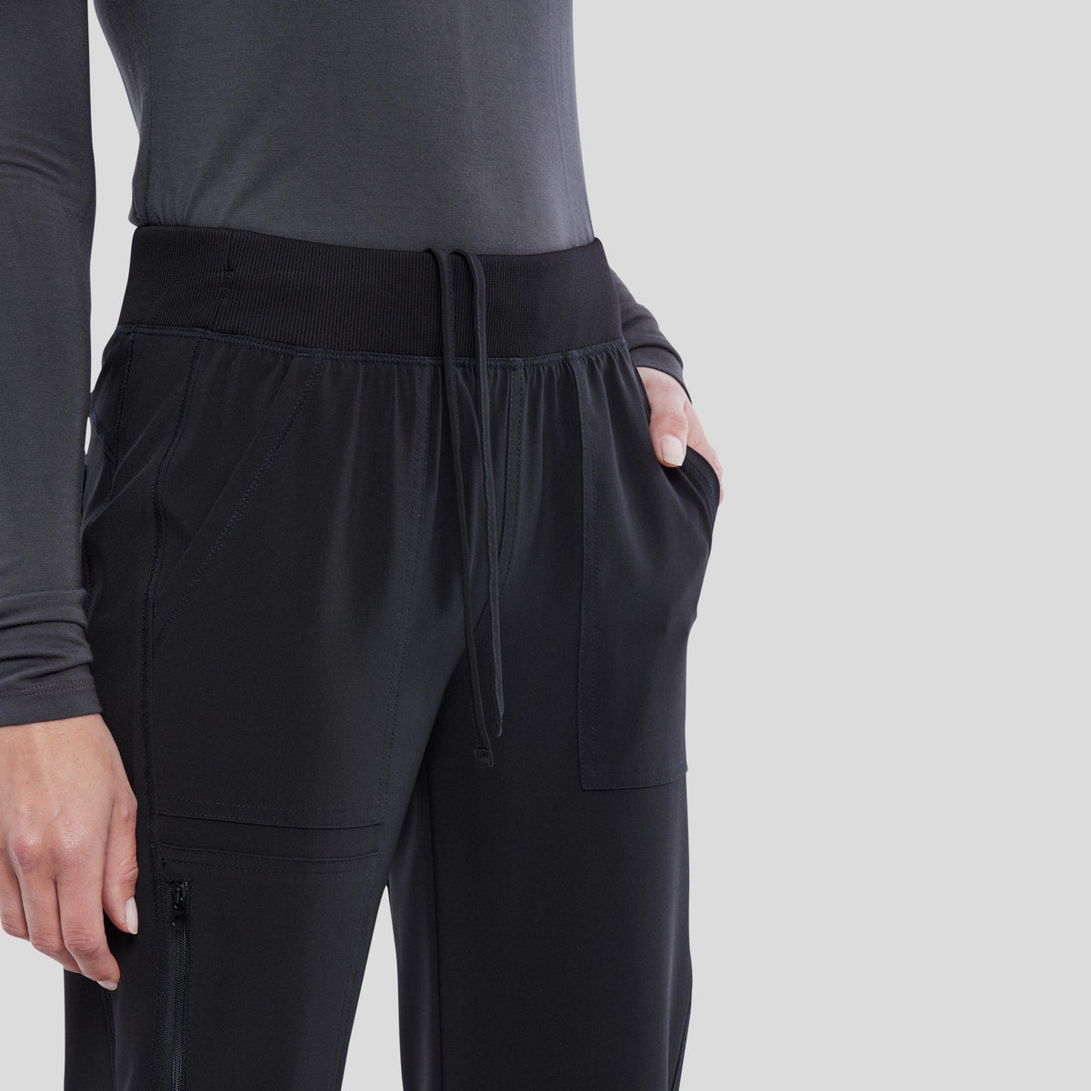 CKA_190_Black_Detail