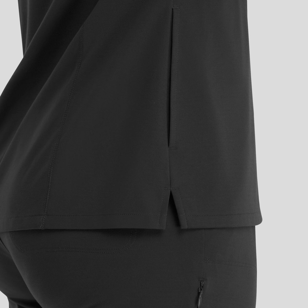 Maevn_Focus_20301_Black_detail_back