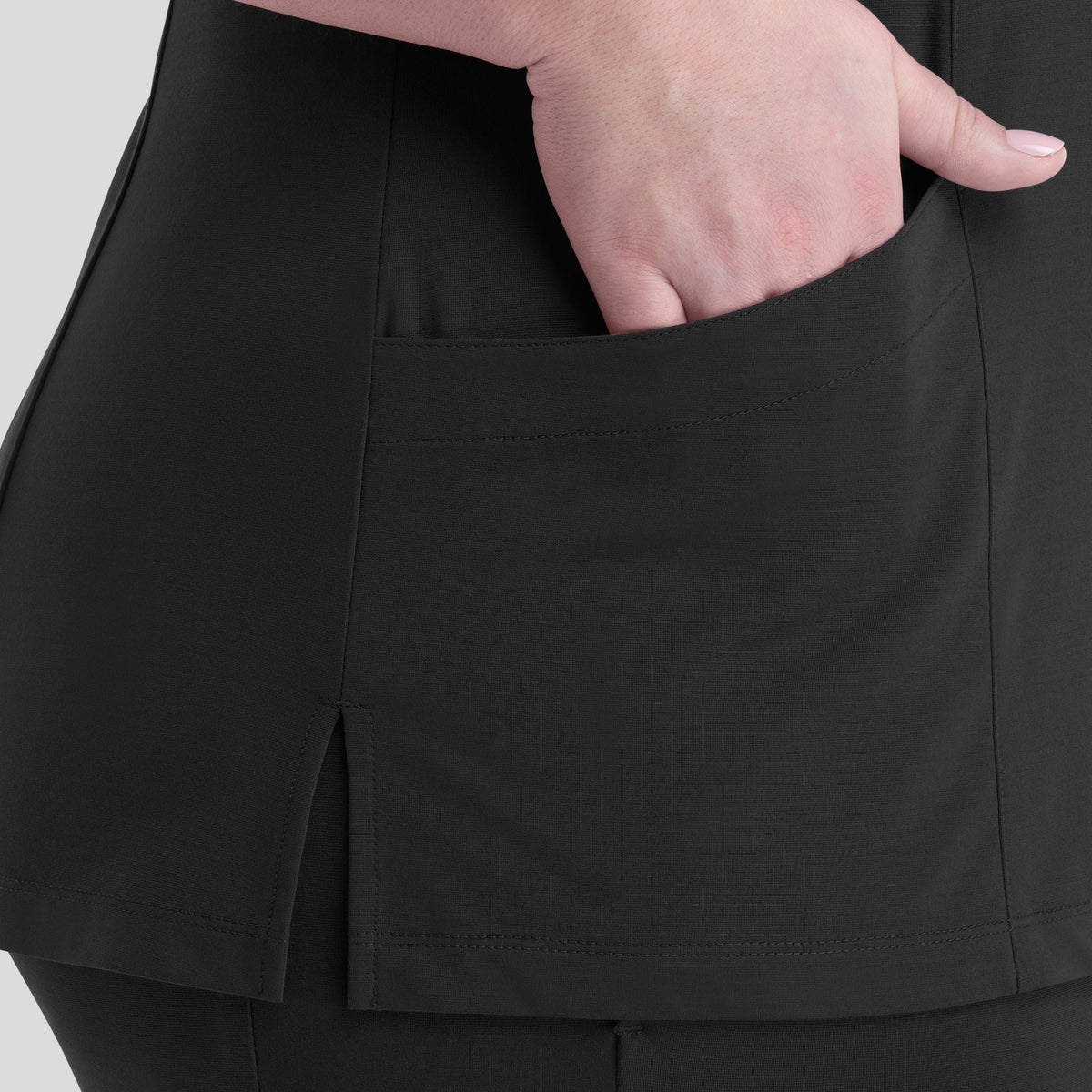 Maevn_Focus_20302_black_pocket
