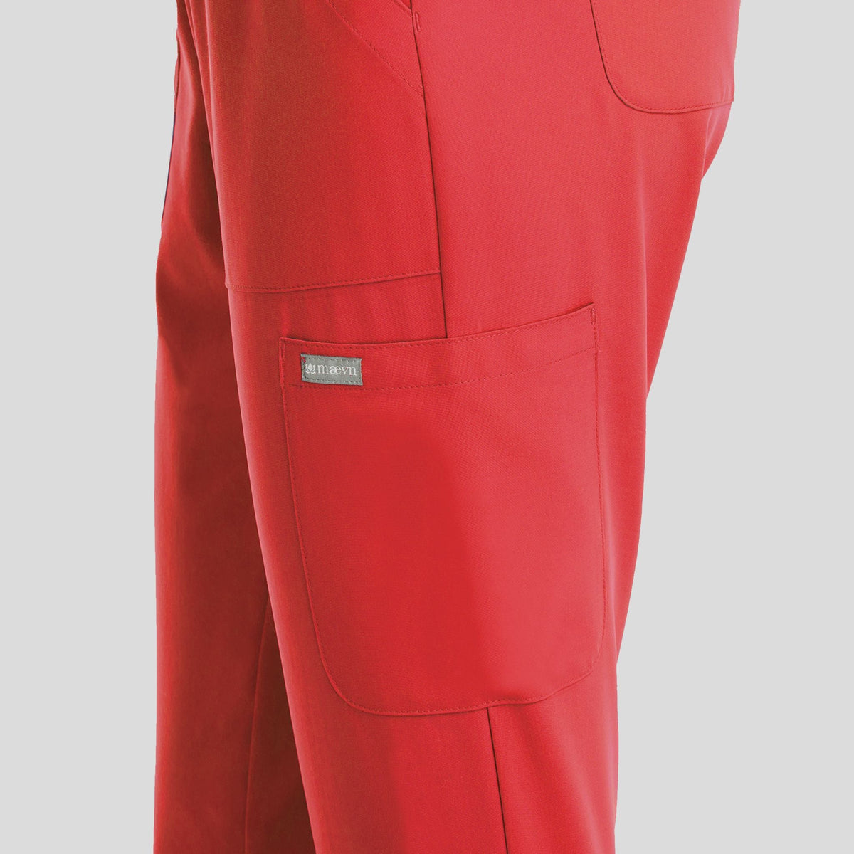 Maevn_Momentum_5091_red_detail