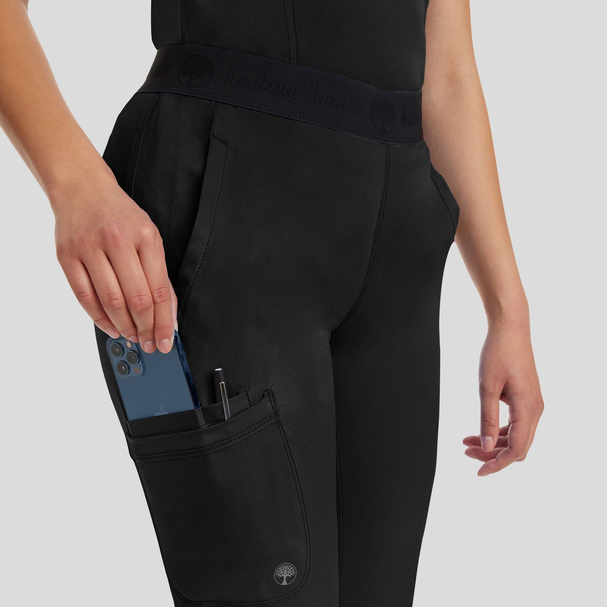 HealingHandsWorks_9500_black_detail