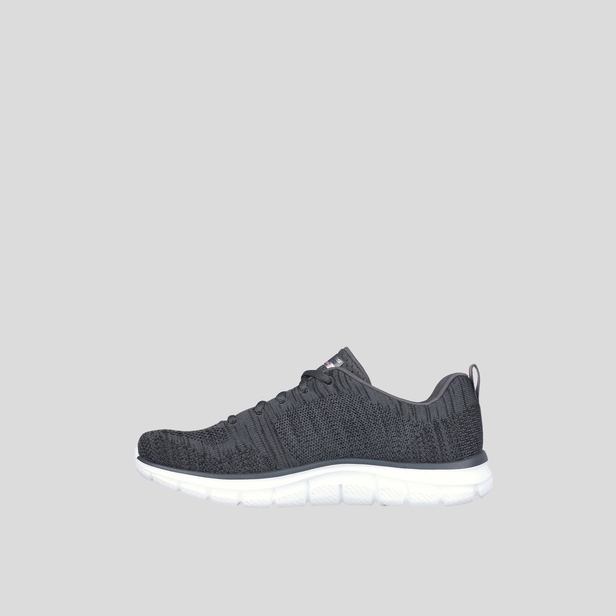 SKETCHERS_Track_DaytimeDreamer_150142_CCPK_LEFT