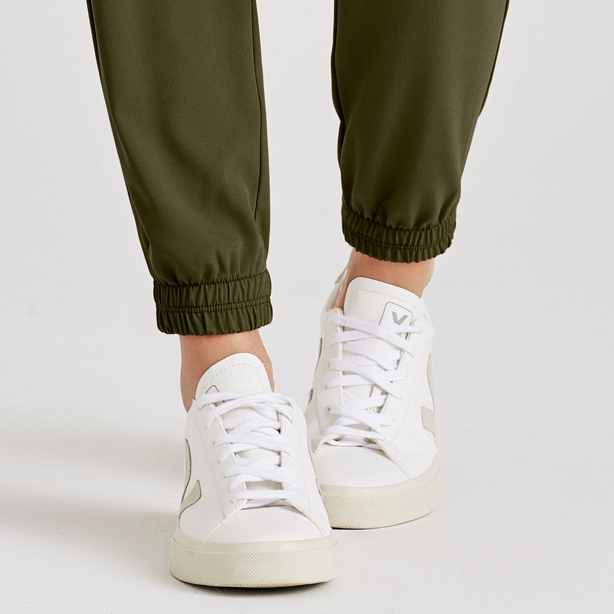 Unify_BUP606_olive_cuff